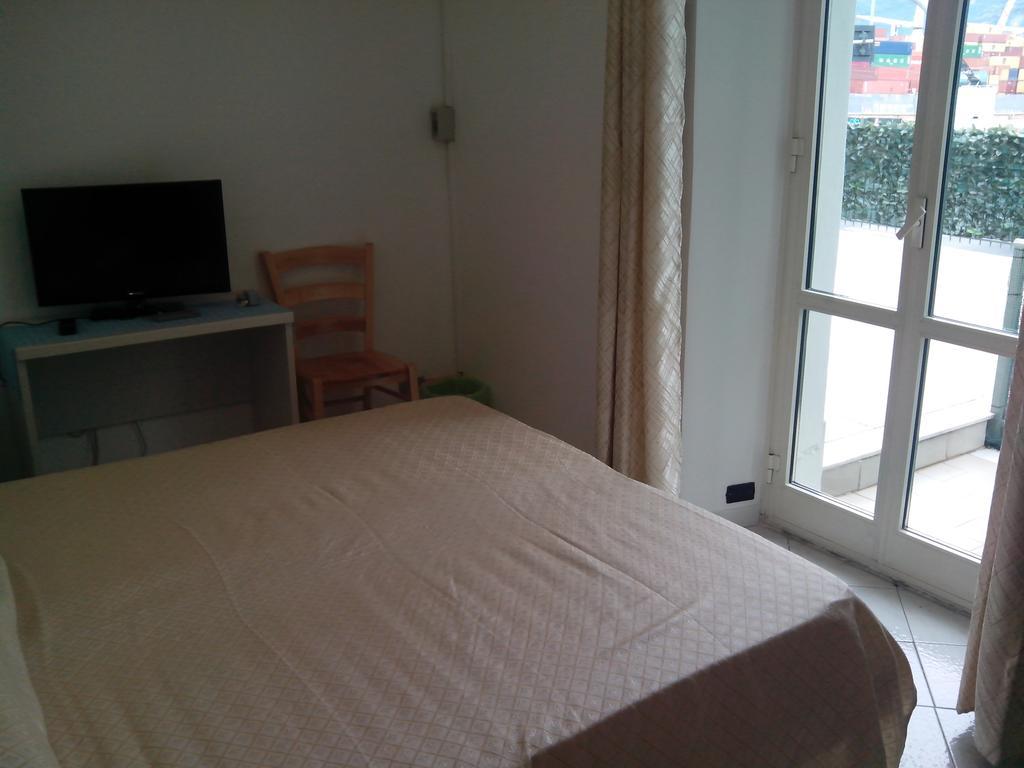 Affittacamere O Sole Mio La Spezia Room photo